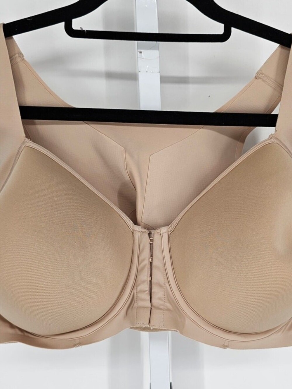 Bali Womens Sz 42DD Front Clasp Full Figure T Shirt Bra Beige Style DF3450